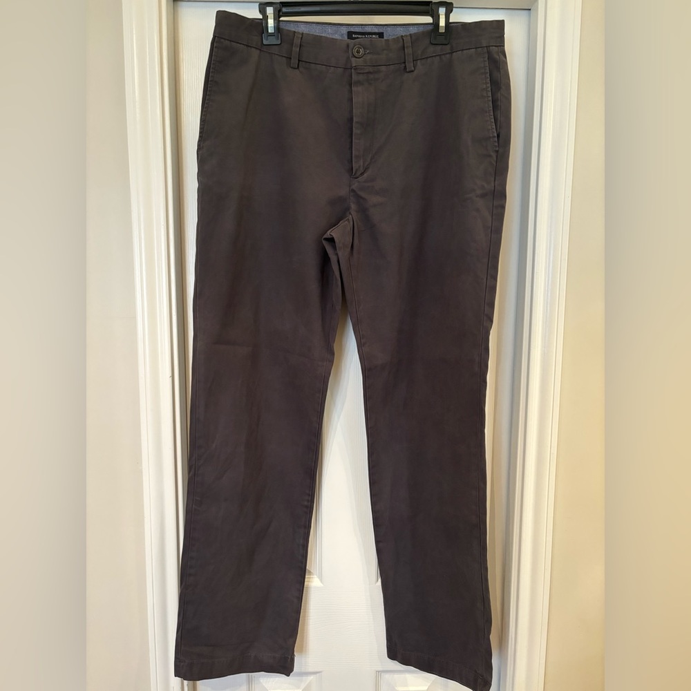 Banana Republic straight leg dress pants